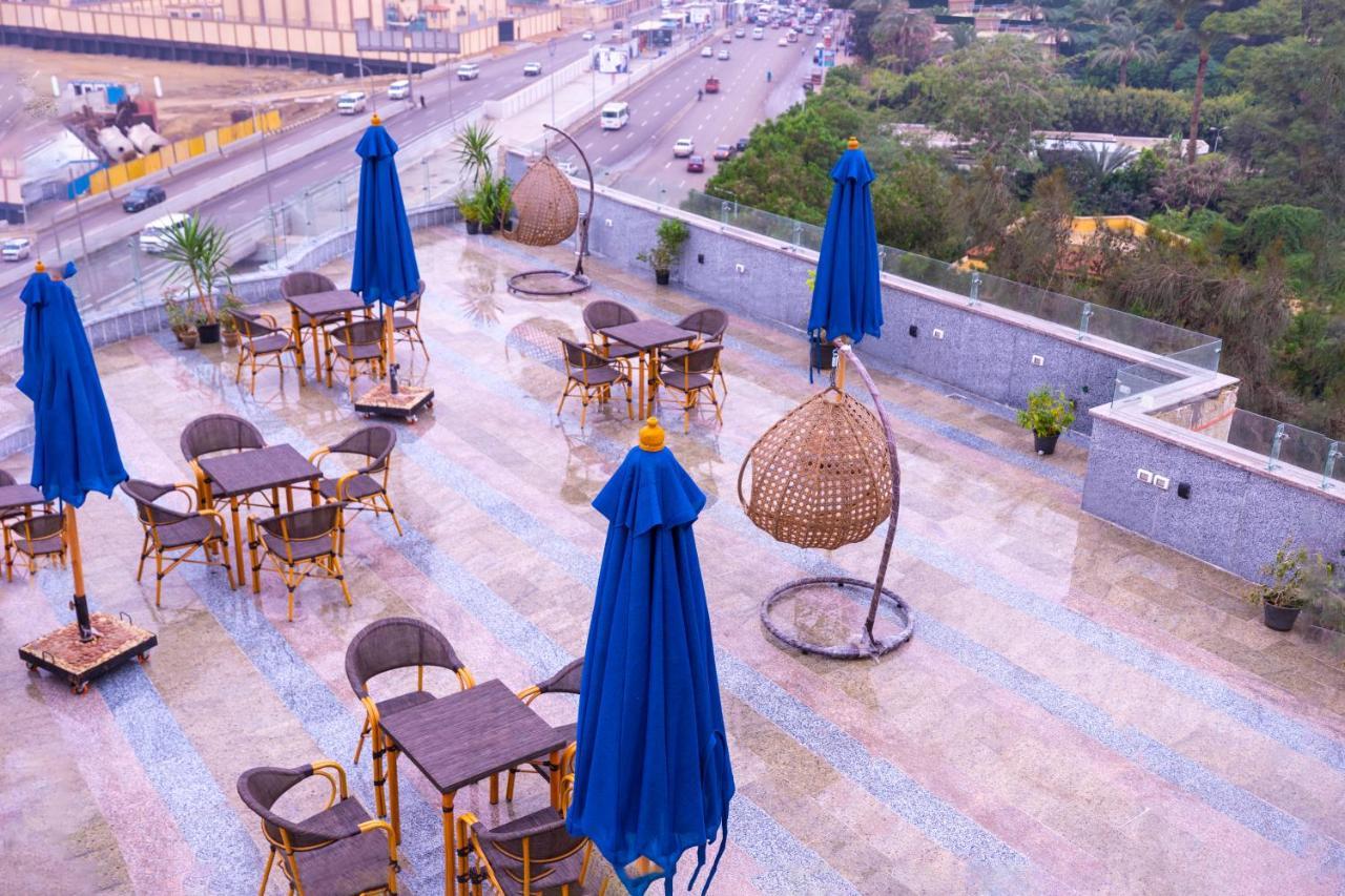 Blue Pyramids Eyes Hotel Отель 3*