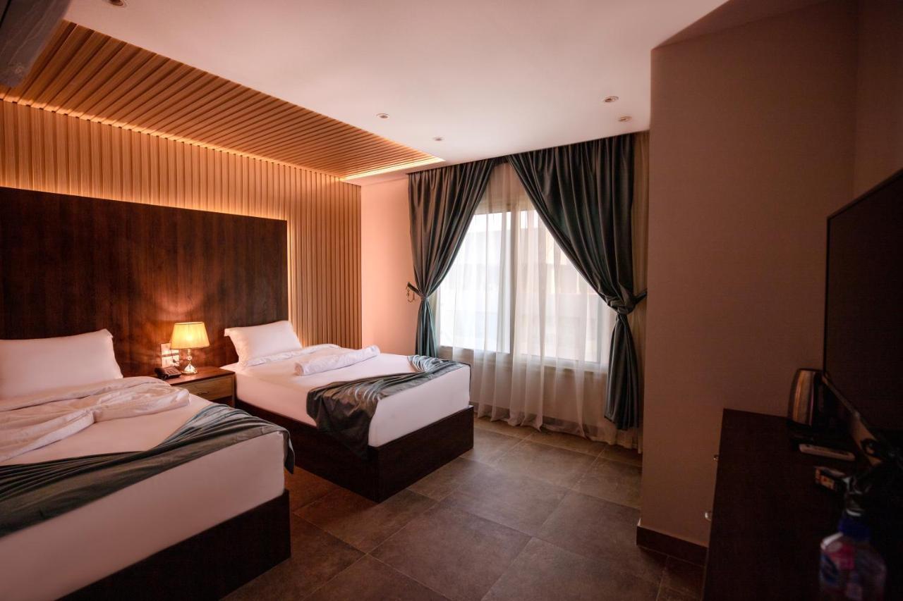 Отель Blue Pyramids Eyes Hotel 3*