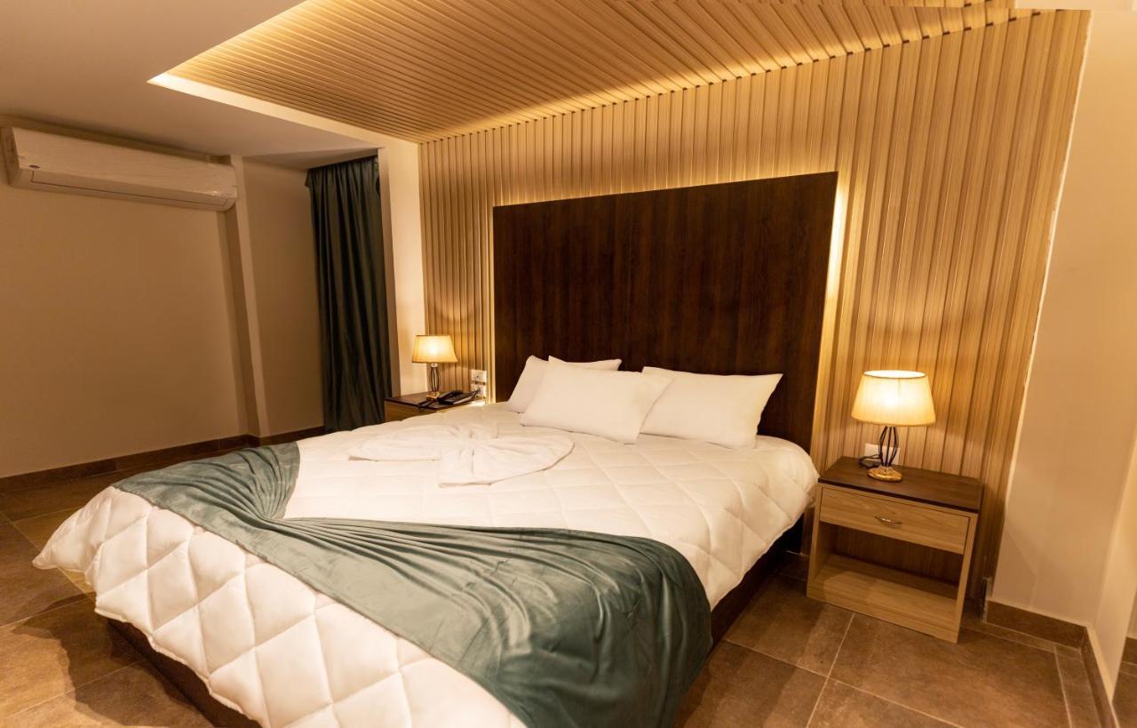 Blue Pyramids Eyes Hotel Отель 3*